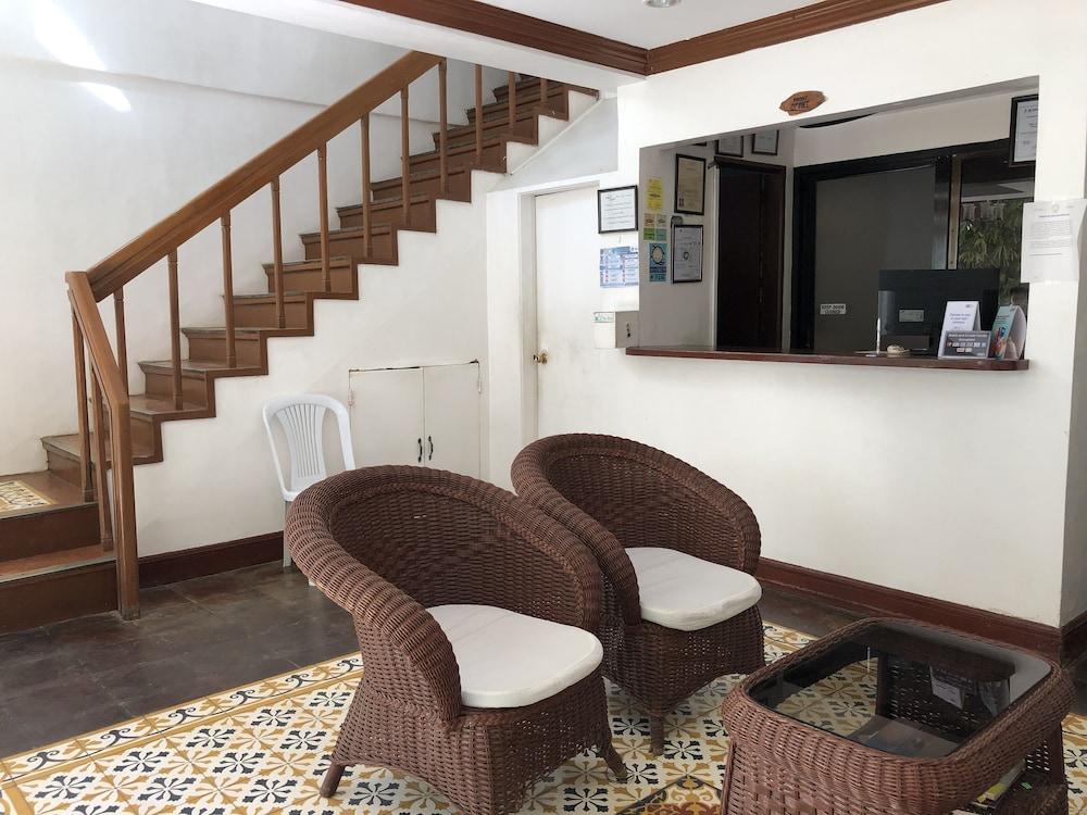 Hey Jude Resort Hotel Balabag  Экстерьер фото