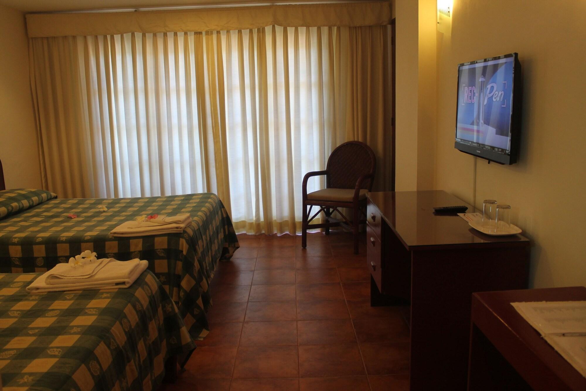 Hey Jude Resort Hotel Balabag  Экстерьер фото