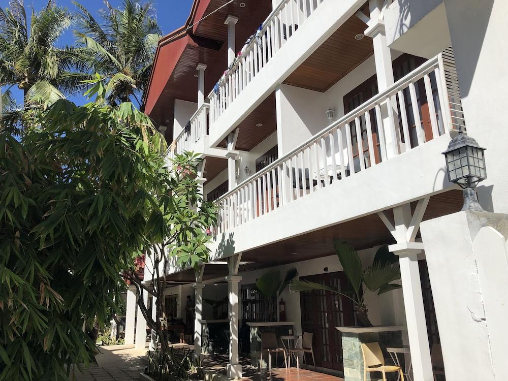 Hey Jude Resort Hotel Balabag  Экстерьер фото