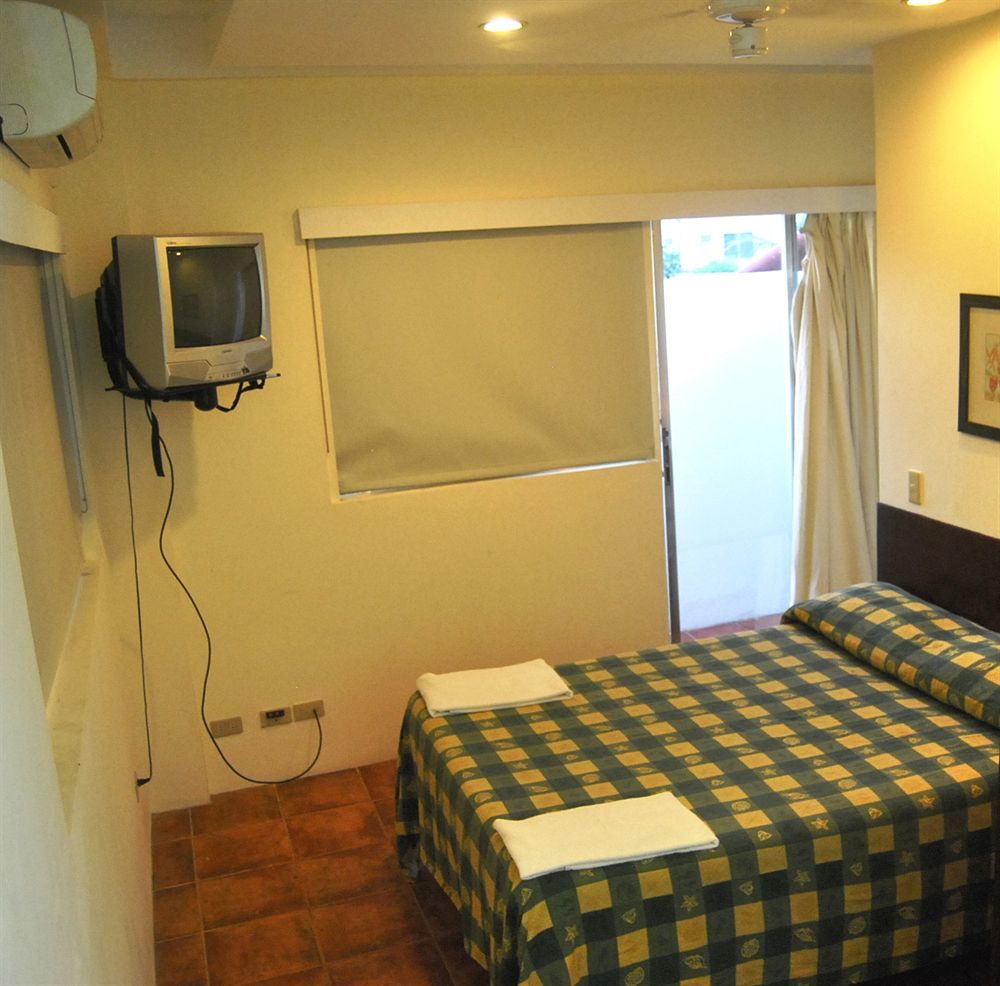 Hey Jude Resort Hotel Balabag  Экстерьер фото
